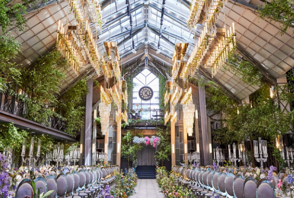 청주 에이스웨딩 박람회 웨딩드레스 및 스드메 전시 공간