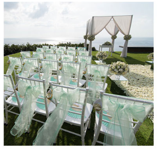 범계 웨딩박람회 웨딩박람회 참가 업체와 상담 장면